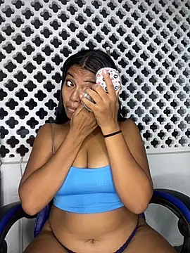 Coraline em online show from 03-18-26, 06:44