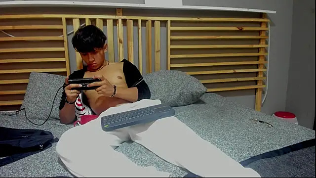 clark ken01 online show from 04-15-26, 09:04