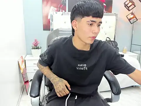 Thiago collinss online show from 03-08-26, 02:04