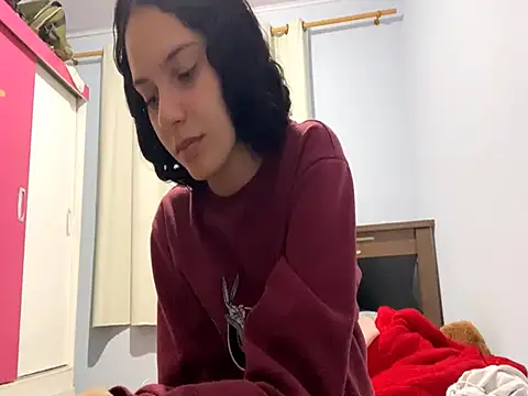 Snapshot of IvyDesirer chatting on 03-04-26, 01:33 IvyDesirer online show from 03-04-26, 01:33