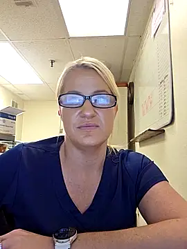 LadyB07 online show from 05-07-26, 04:12
