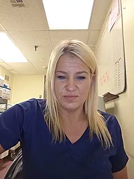 LadyB07 online show from 05-18-26, 08:14
