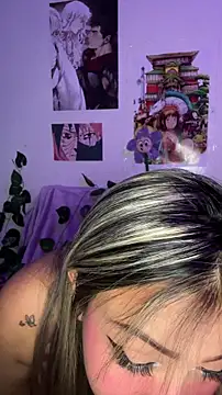 Moon Velvet  online show from 03-22-26, 10:13