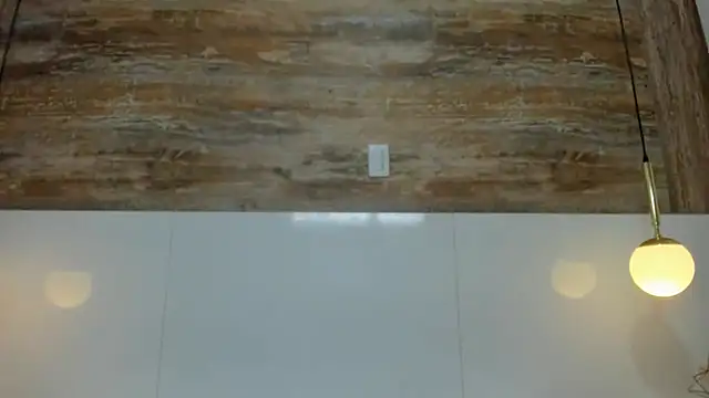 Nikol Lopez  online show from 04-11-26, 11:03