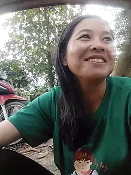 Snapshot of rinrin7700 chatting on 03-01-26, 05:20 rinrin7700 online show from 03-01-26, 05:20