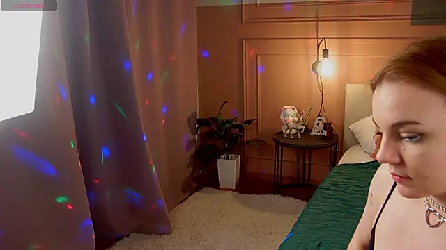 Glow Margo online show from 03-24-26, 01:10