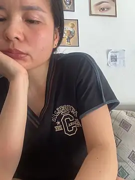 Ivy Trix2 online show from 04-08-26, 03:39