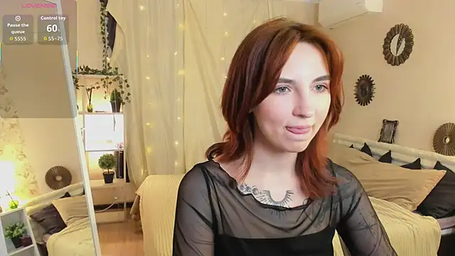 VittoriaNix online show from 05-12-26, 07:33