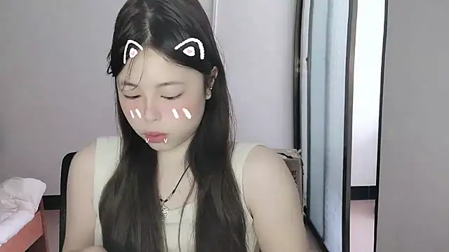 F-Yihao online show from 03-11-26, 05:13