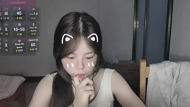 F-Yihao online show from 04-14-26, 11:33