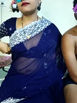 Sweet Cpl  online show from 04-13-26, 01:05