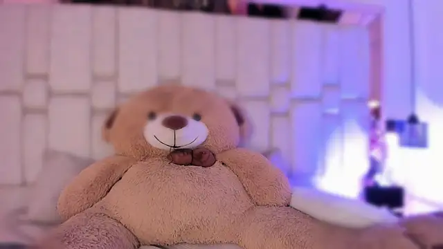 AgathaUwuDoll online show from 04-05-26, 08:28