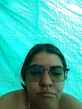 single kitten online show from 03-18-26, 02:31