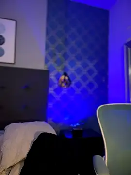 Snapshot of LilyBauer chatting on 04-21-26, 01:42 LilyBauer online show from 04-21-26, 01:42