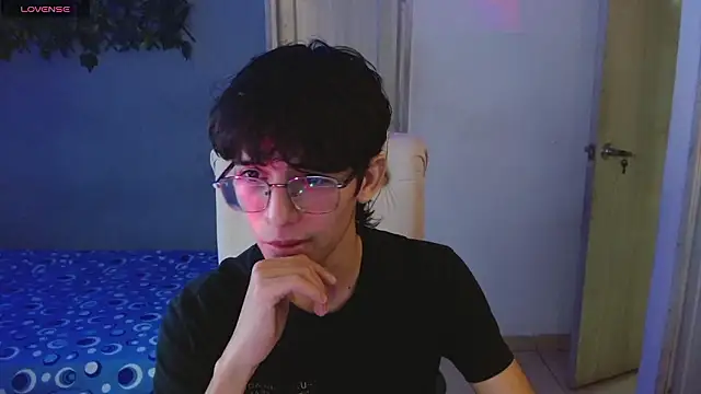 noah millerx online show from 03-11-26, 04:40