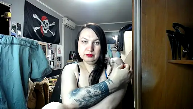 EvaBeautyXx online show from 03-17-26, 07:06