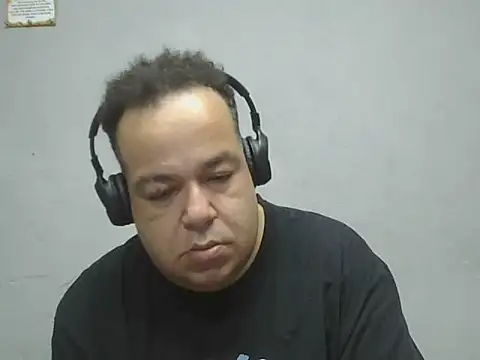 UrsoBissexualPauGrosso online show from 03-21-26, 10:46