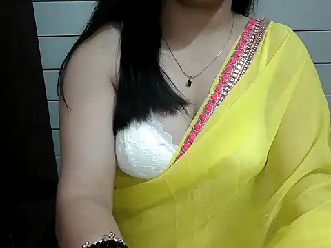 Snapshot of Shruchi chatting on 06-05-26, 07:58 Shruchi online show from 06-05-26, 07:58