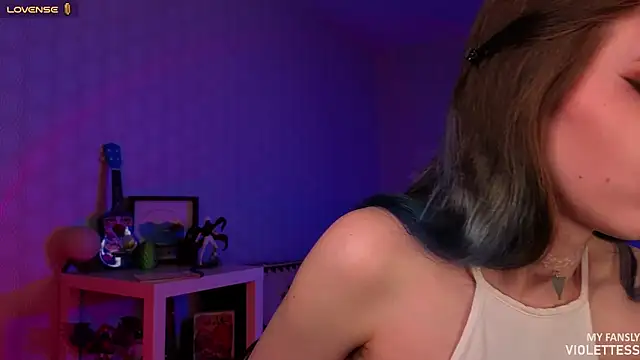 violettess online show from 05-20-26, 04:24