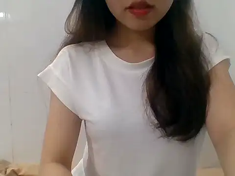 Snapshot of kiraa-007 chatting on 05-29-26, 03:32 kiraa-007 online show from 05-29-26, 03:32