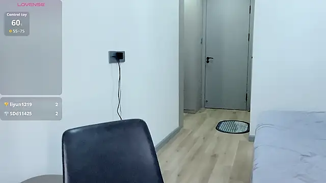 xiaolu-686 online show from 04-19-26, 03:11