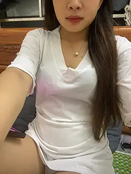 Snapshot of Xoai-cute chatting on 07-24-26, 08:29 Xoai-cute online show from 07-24-26, 08:29