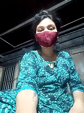 Snapshot of SumonaMoni chatting on 05-10-26, 04:01 SumonaMoni online show from 05-10-26, 04:01
