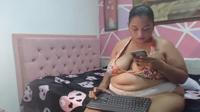 Doll rihana online show from 04-15-26, 09:26