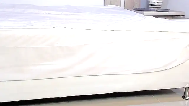 EmilySearss online show from 04-01-26, 07:00