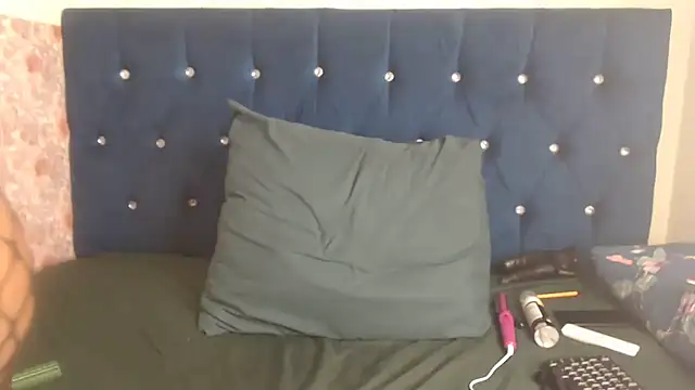 CURVYBOOTYLICIOUS88 online show from 05-31-26, 11:39