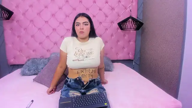 SARA HORNY- online show from 03-28-26, 03:28