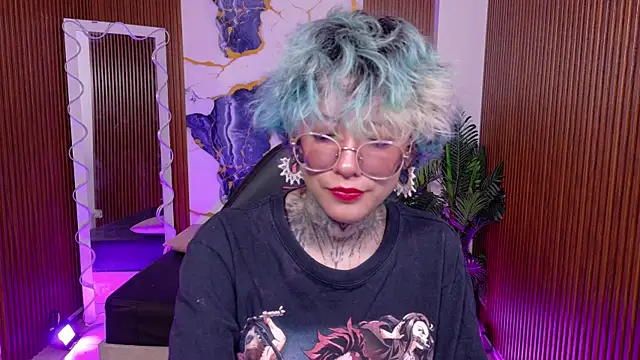 Snapshot of Lyra_tay chatting on 05-30-26, 07:11 Lyra tay online show from 05-30-26, 07:11