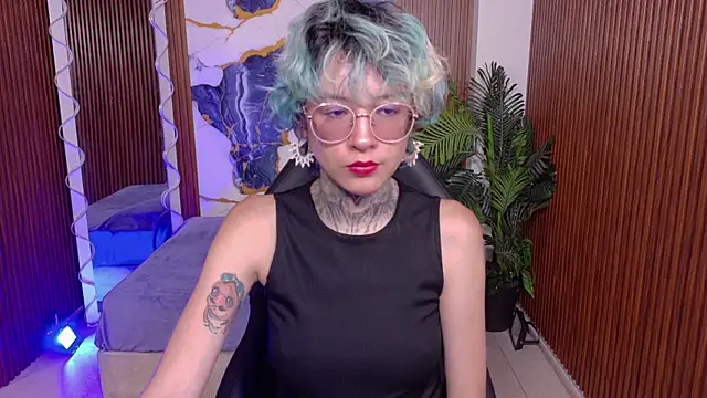 Snapshot of Lyra_tay chatting on 06-01-26, 07:04 Lyra tay online show from 06-01-26, 07:04