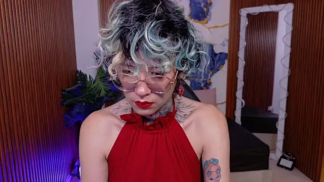 Lyra tay online show from 07-19-26, 01:37