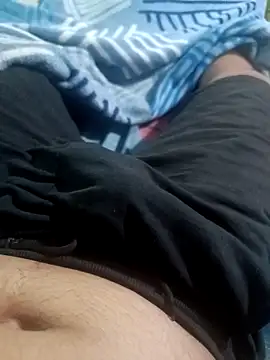 Snapshot of Alexparrarrar chatting on 03-04-26, 05:02 Alexparrarrar online show from 03-04-26, 05:02