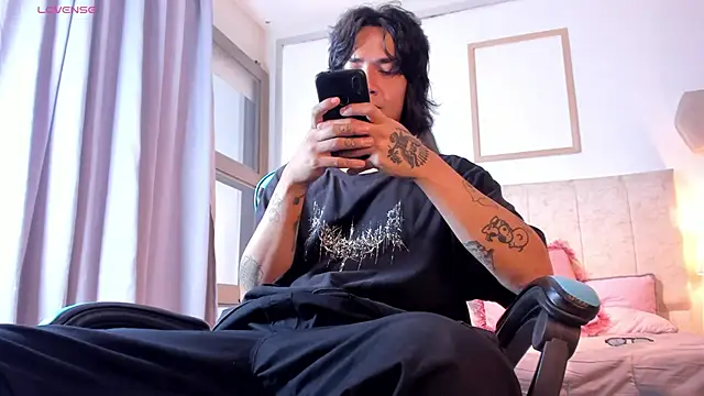 Snapshot of so_pop chatting on 03-04-26, 01:39 so pop online show from 03-04-26, 01:39