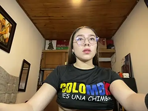 Snapshot of SquirtMaddiee_ chatting on 03-15-26, 06:36 SquirtMaddiee online show from 03-15-26, 06:36