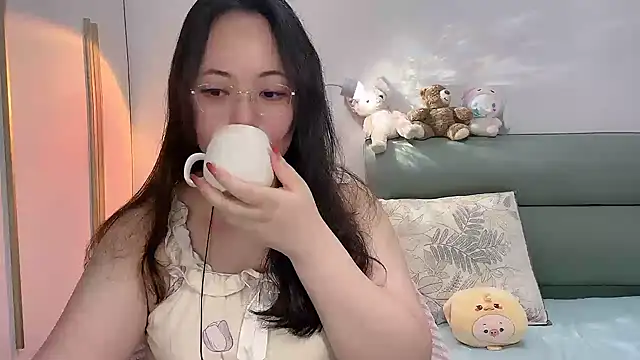 Snapshot of Susu-36E chatting on 07-15-26, 02:11 Susu-36E online show from 07-15-26, 02:11