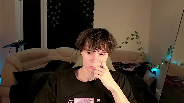 Snapshot of AnthonyCuutie chatting on 05-08-26, 01:16 AnthonyCuutie online show from 05-08-26, 01:16