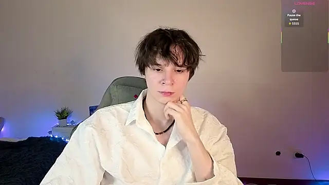 Snapshot of AnthonyCuutie chatting on 06-04-26, 04:57 AnthonyCuutie online show from 06-04-26, 04:57