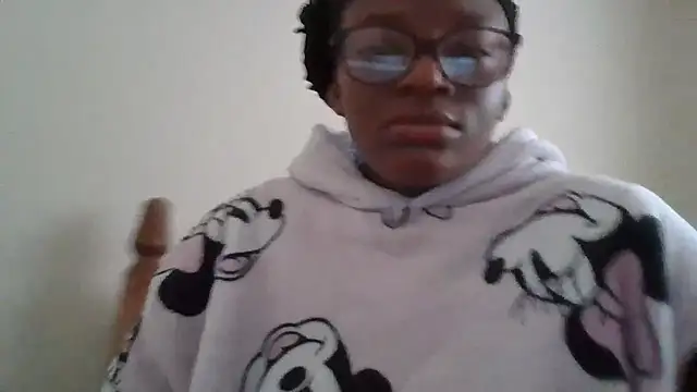Snapshot of SexyGemBeauty chatting on 05-17-26, 05:42 SexyGemBeauty online show from 05-17-26, 05:42