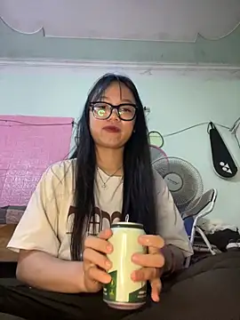 Leeeeiu online show from 03-19-26, 03:38