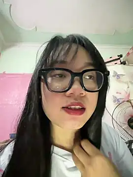 Leeeeiu online show from 06-28-26, 01:28
