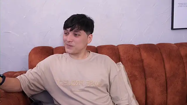 Mia and Belmonth online show from 05-01-26, 06:45