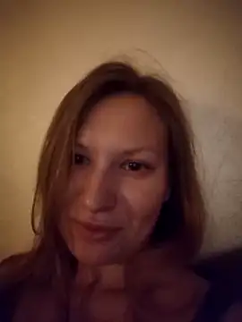 August Shine online show from 03-25-26, 08:04