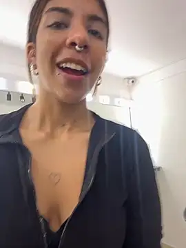 VioletaHills  online show from 03-24-26, 12:43