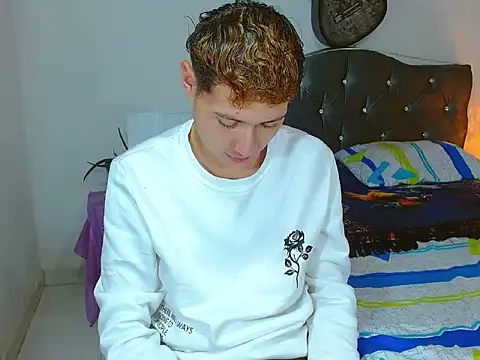  Santi2 online show from 04-07-26, 01:06