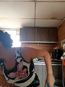 Lucia Rios online show from 03-31-26, 05:24