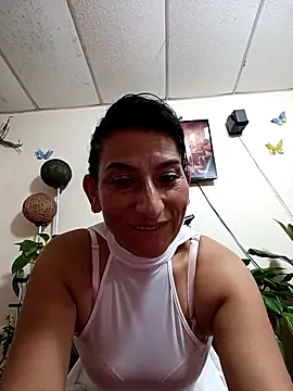 Lucia Rios online show from 04-11-26, 12:15