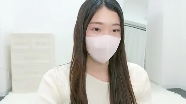 Snapshot of namaikachan_v chatting on 03-17-26, 12:19 namaikachan v online show from 03-17-26, 12:19